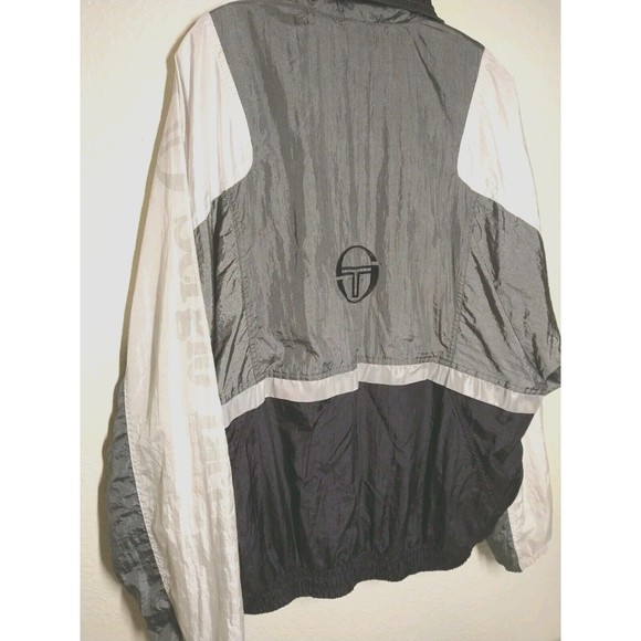 Sergio Tacchini Italy Windbreaker  Embroidered Logo Jacket - Picture 6 of 11